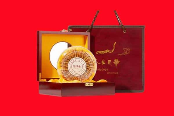 收购资讯:扎囊县回收冬虫夏草是按克吗